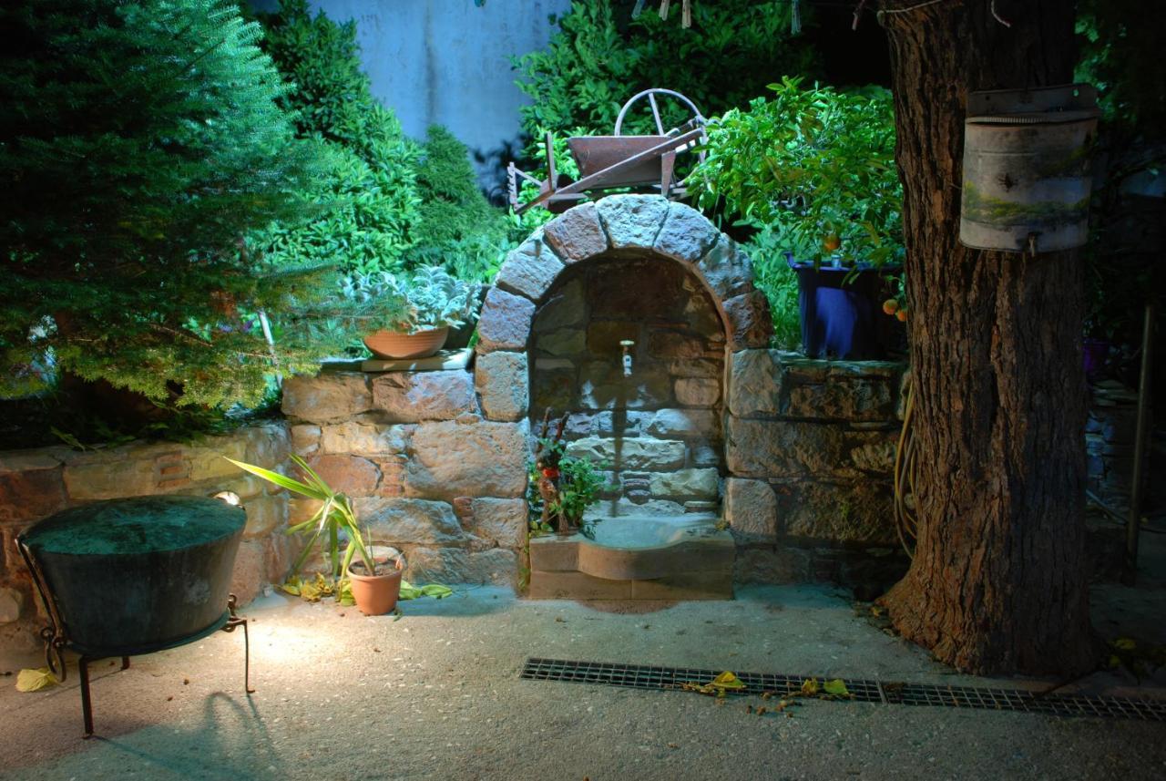 Agios Vlasios "The Stone"公寓 外观 照片